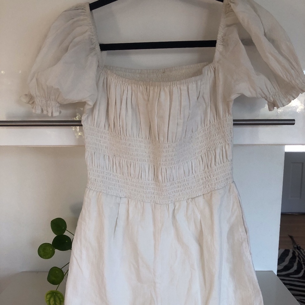 White Romper with Puff Sleeve Size S